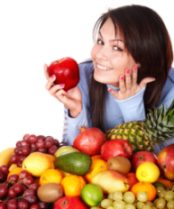 girl with fruit for raw foods diet